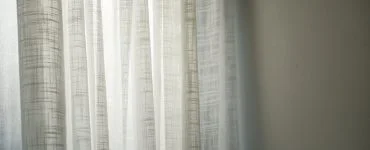 photo of white curtains